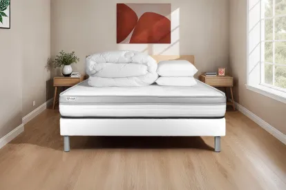 Pack lit complet 140x190 cm - Matelas + Sommier Blanc (en kit) + 2 oreillers + Couette - Vital Relax