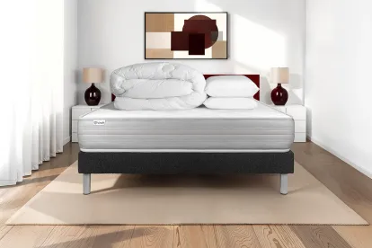 Pack lit complet 140x200 cm - Matelas + Sommier Noir (en kit) + 2 oreillers + Couette - Vitalmemo